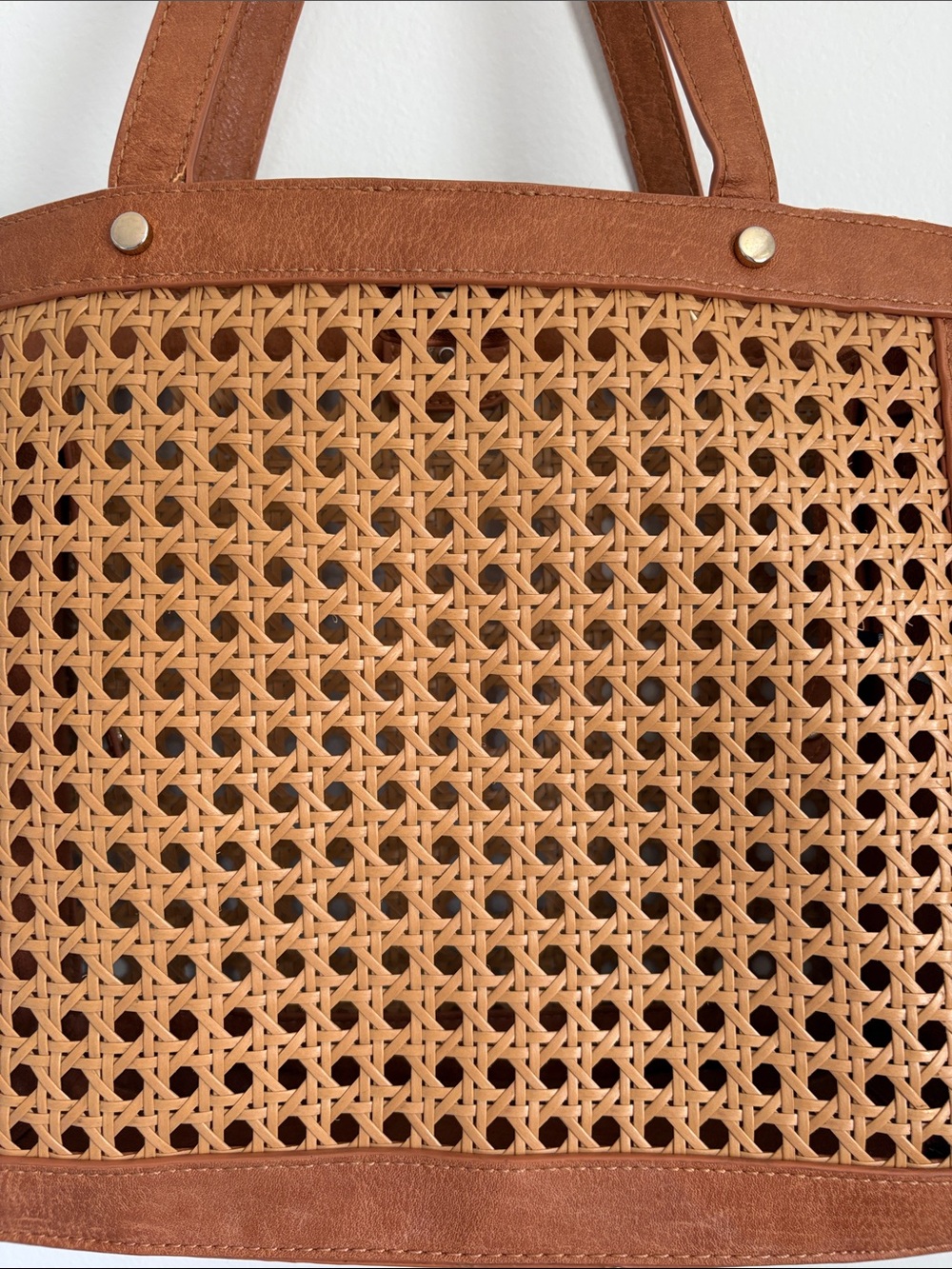 Brown leather like & Woven Rattan Antik Kraft Purse 12 1/2 wide x 10 3/4 long - Picture 3 of 6